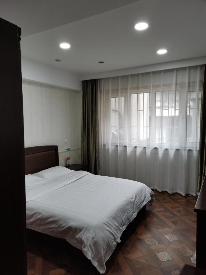 Fubang Hotel Apartment Суйфэньхэ Экстерьер фото
